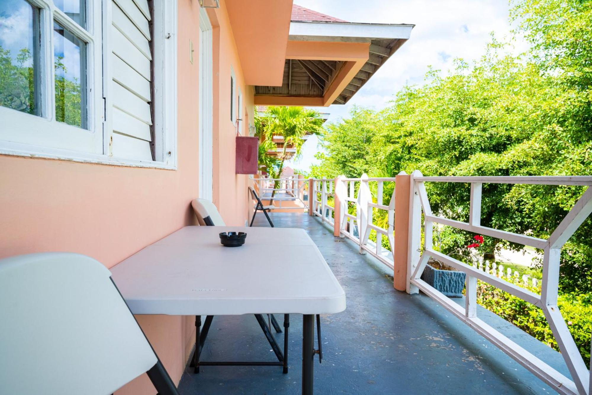 Shields Negril Villas الغرفة الصورة