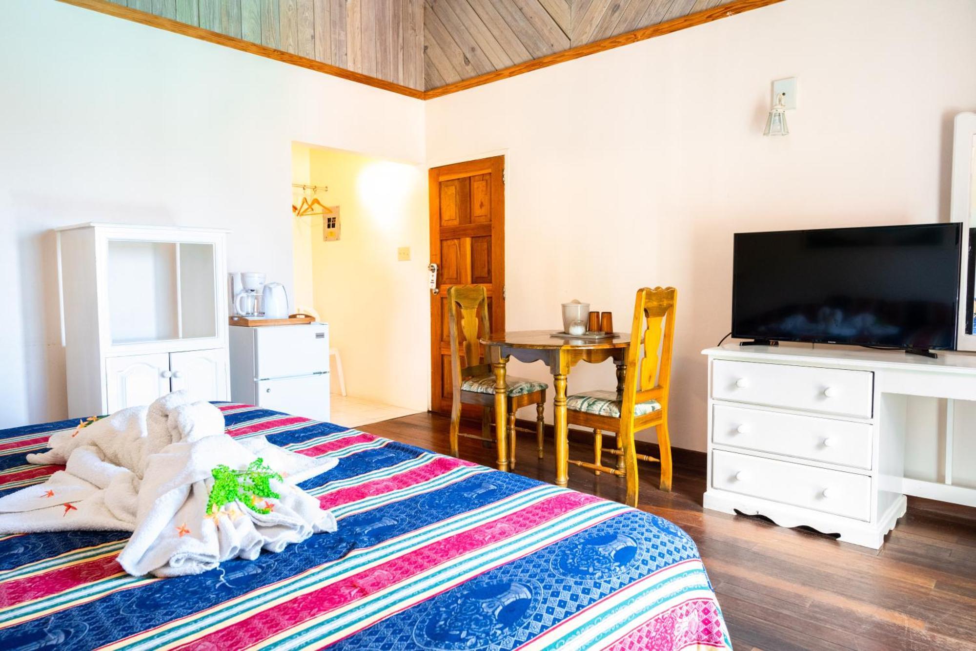 Shields Negril Villas الغرفة الصورة